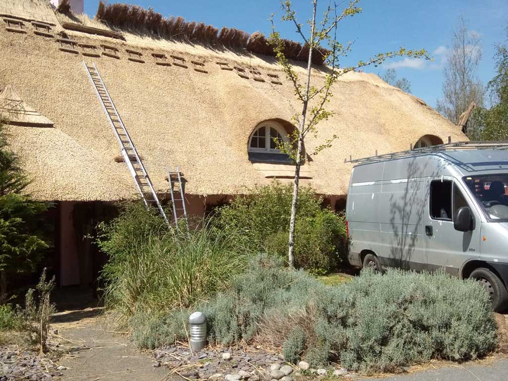 RJ Matravers Traditional Thatch Roof being completed